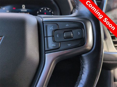 Used 2022 Chevrolet Suburban LT w/ Luxury Package image 25