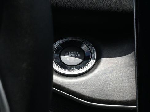 Used 2023 Jeep Grand Cherokee 4WD 4xe image 33