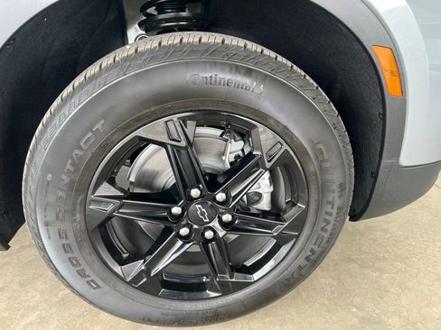 New 2025 Chevrolet Blazer LT w/ Midnight/Sport Edition image 26