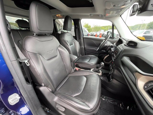 Used 2016 Jeep Renegade Limited AWD/4WD image 29