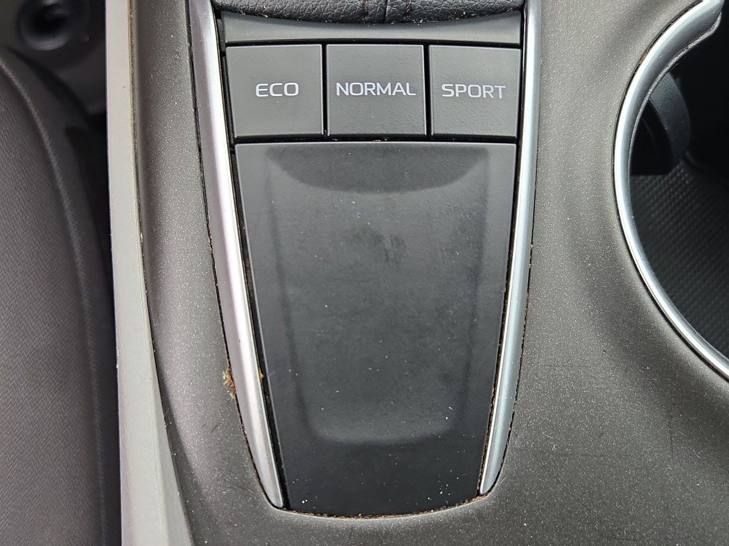 Certified 2023 Toyota Camry LE FWD image 25