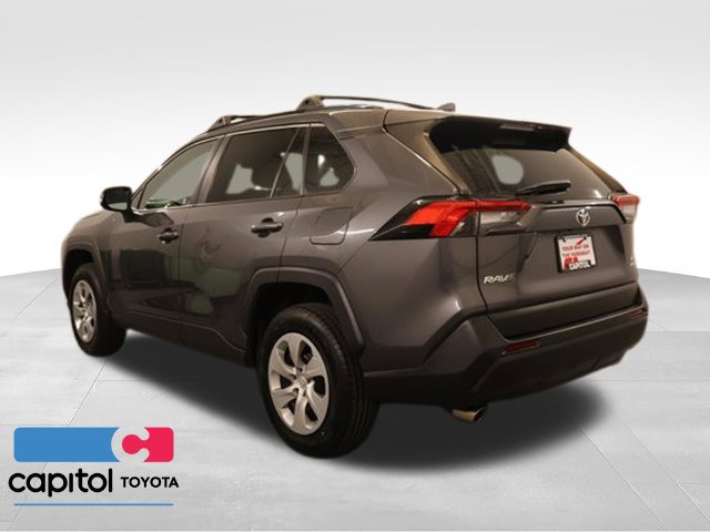 Certified 2021 Toyota RAV4 LE AWD/4WD image 5