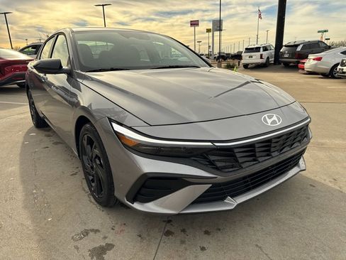 New 2026 Hyundai Elantra Sport image 3