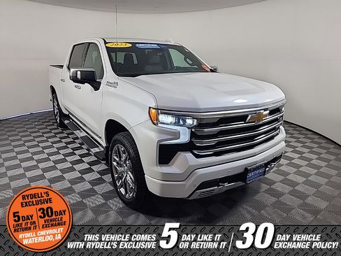Certified 2023 Chevrolet Silverado 1500 High Country w/ Technology Package image 2