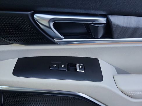 Used 2024 Kia Telluride SX image 37