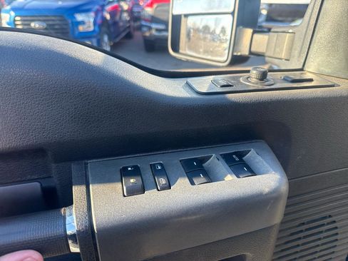 Used 2011 Ford F350 Lariat w/ Snow Plow Prep Pkg image 17