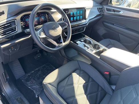 New 2026 Volkswagen Atlas Cross Sport SE image 10