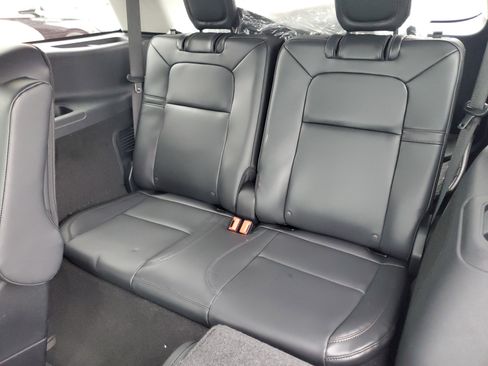 New 2026 Lincoln Aviator AWD image 27