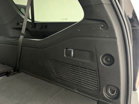Used 2024 Chevrolet Suburban RST image 38