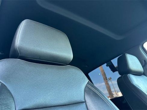 Used 2020 GMC Sierra 2500 SLT w/ SLT Premium Plus Package image 17