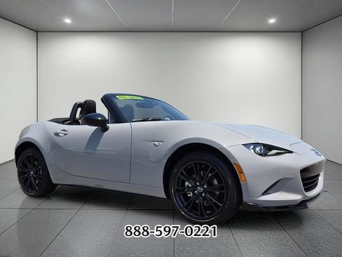 Certified 2026 MAZDA MX-5 Miata Club w/ Interior Package RWD image 7