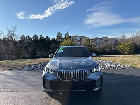 Used 2025 BMW X5 xDrive40i w/ M Sport Package image 8