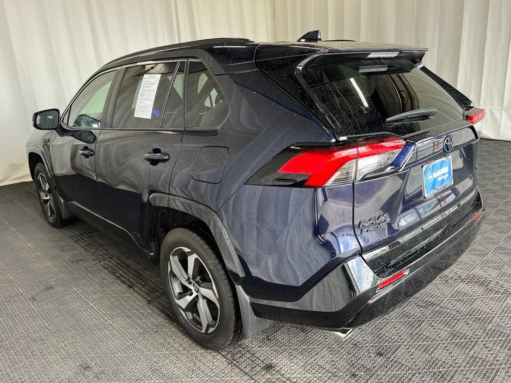 Used 2024 Toyota RAV4 SE w/ Weather & Moonroof Package AWD/4WD image 28