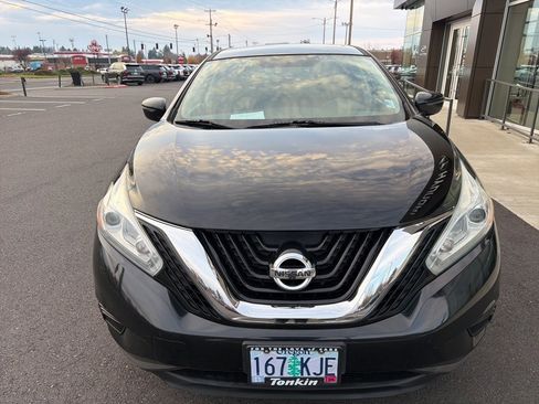 Used 2016 Nissan Murano S image 3