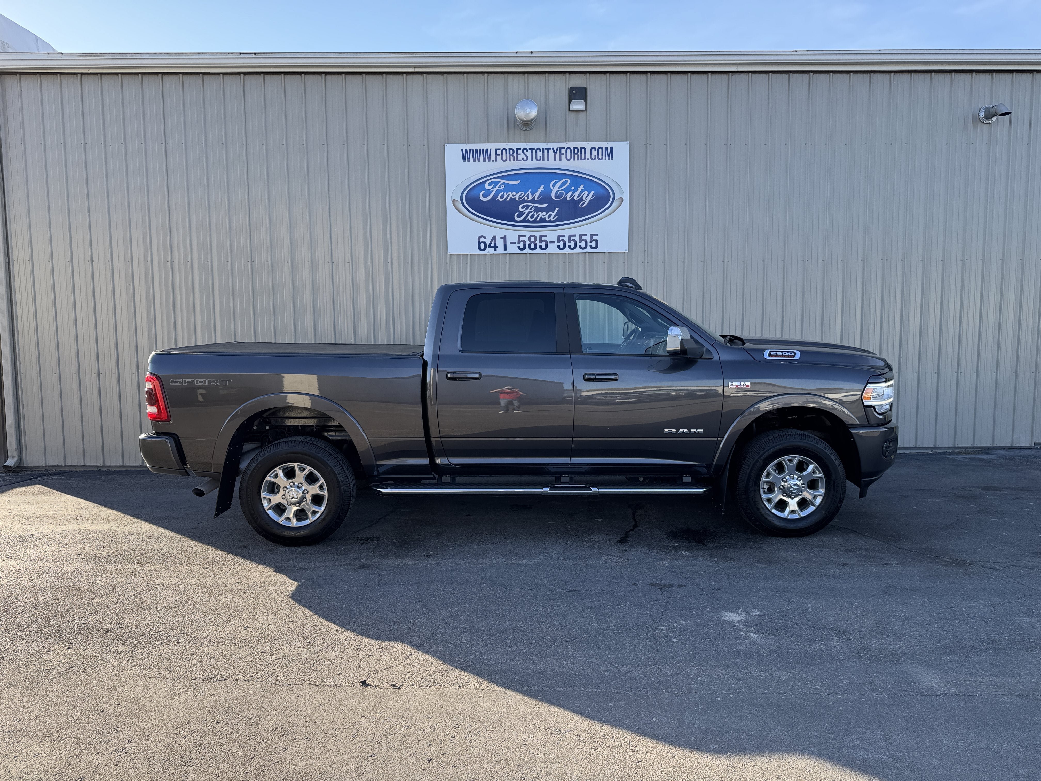 Used 2022 RAM 2500 Laramie AWD/4WD image 6