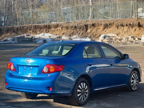 Used 2010 Toyota Corolla LE image 6