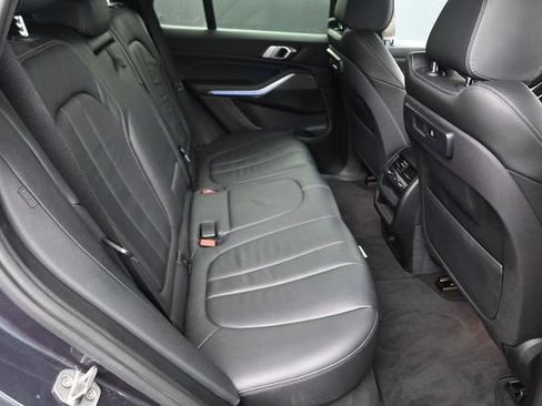 Used 2019 BMW X5 xDrive40i AWD/4WD image 24