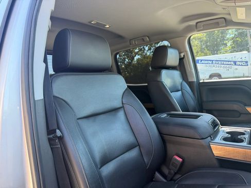 Used 2018 Chevrolet Silverado 1500 LTZ w/ Sport Package AWD/4WD image 48