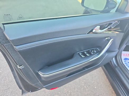 Used 2023 Kia Stinger GT-Line AWD/4WD image 10