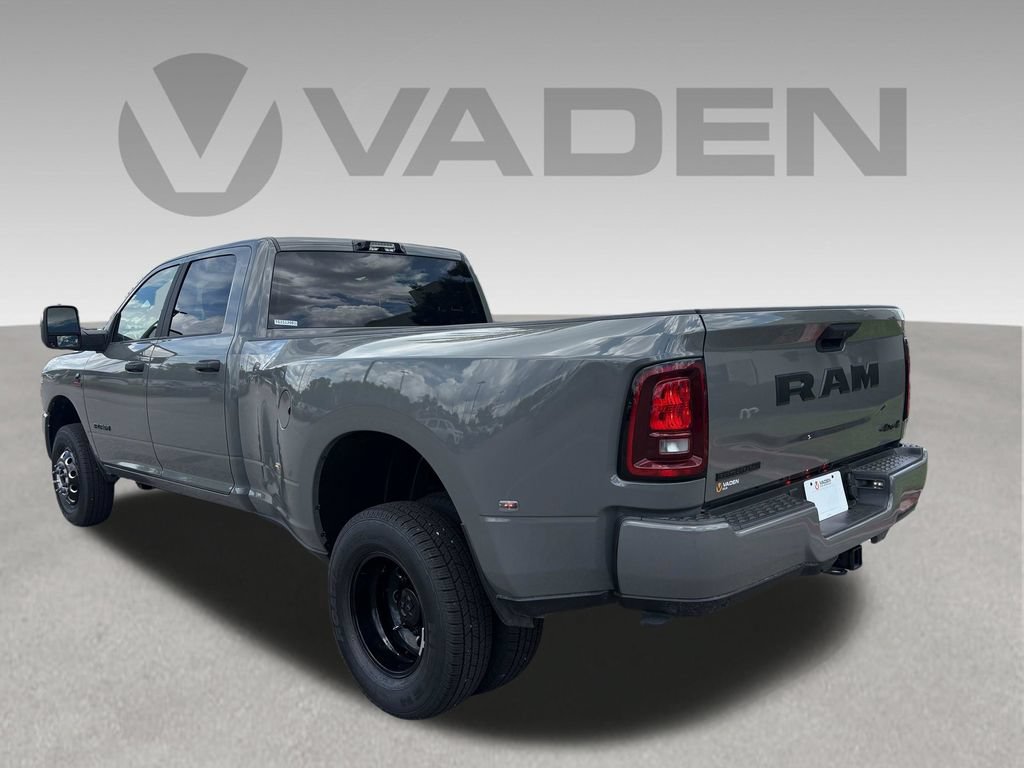 New 2026 RAM 3500 Big Horn AWD/4WD image 3