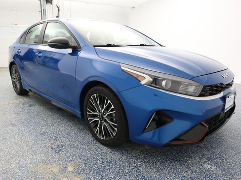 Used 2023 Kia Forte GT-Line w/ GT-Line Premium Package image 2