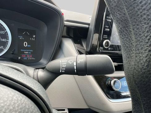 Used 2022 Toyota Corolla LE image 27