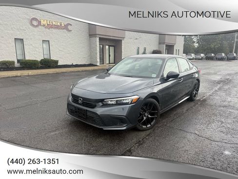 Used 2024 Honda Civic Sport image 1