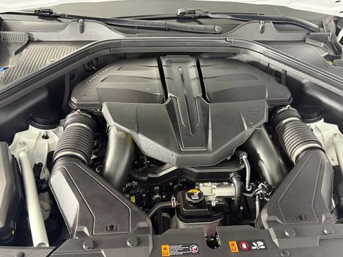 Used 2025 Genesis GV80 3.5T Prestige image 37