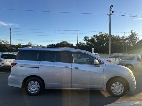 Used 2014 Nissan Quest S image 8