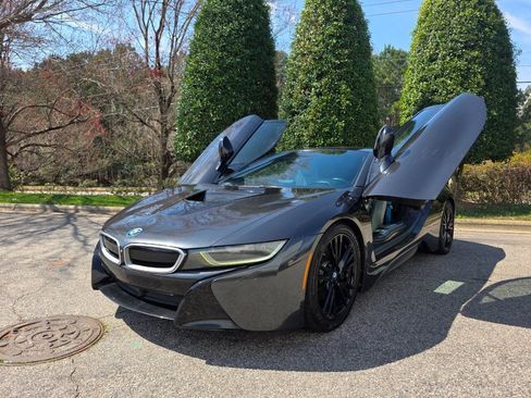 Used 2015 BMW i8 AWD/4WD image 2