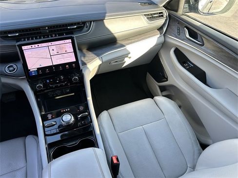 Used 2021 Jeep Grand Cherokee L Overland w/ Luxury Tech Group IV image 19