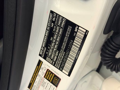 Used 2022 Mercedes-Benz GLC 300 4MATIC image 24