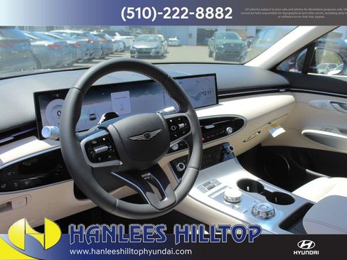 New 2026 Genesis GV70 2.5T Select image 12