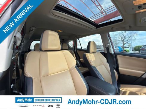 Used 2017 Toyota RAV4 Limited image 28