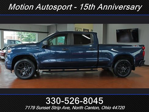 Used 2023 Chevrolet Silverado 1500 Custom AWD/4WD image 5
