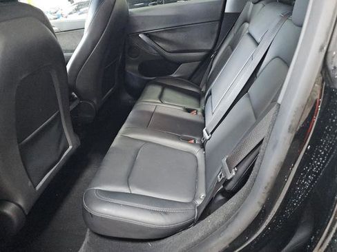 Used 2024 Tesla Model Y Long Range image 12