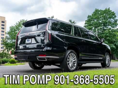 Used 2023 Cadillac Escalade ESV Premium Luxury AWD/4WD image 5