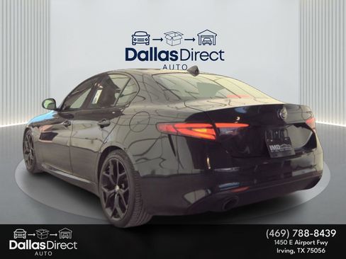 Used 2020 Alfa Romeo Giulia Ti w/ Nero Edizione image 8