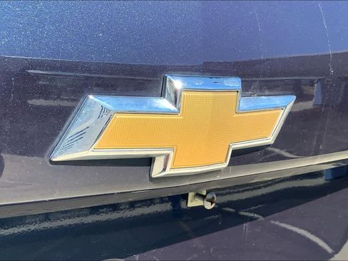 Used 2019 Chevrolet Equinox LS image 30