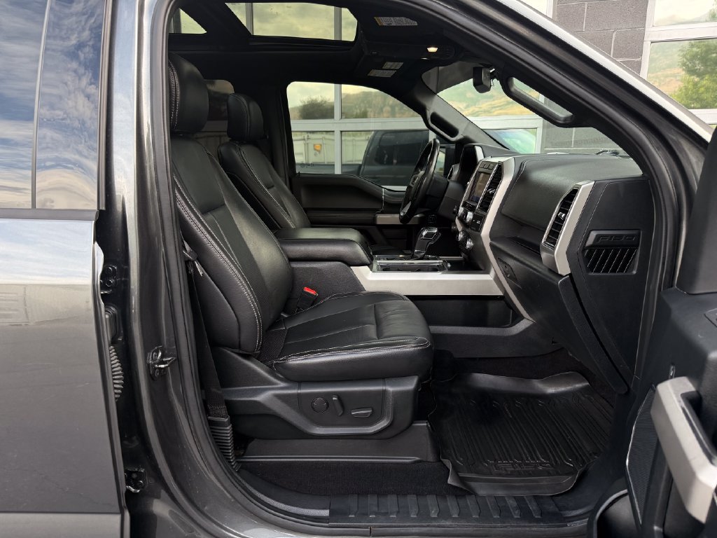 Used 2020 Ford F150 Lariat w/ Equipment Group 502A Luxury AWD/4WD image 46