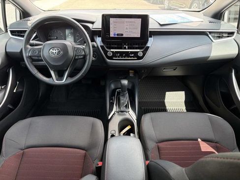 Used 2024 Toyota Corolla SE w/ SE Premium Package FWD image 21