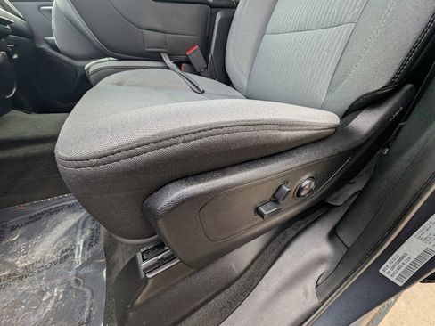 Used 2021 RAM 1500 Big Horn image 16