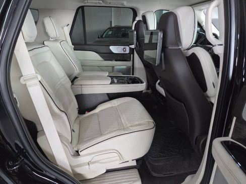 Used 2018 Lincoln Navigator Black Label w/ Cargo Package image 24