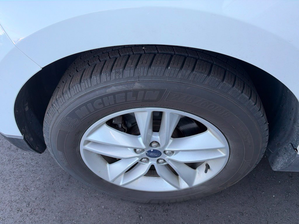 Used 2015 Ford Edge SEL w/ Equipment Group 201A AWD/4WD image 6
