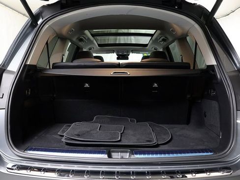 Certified 2026 Mercedes-Benz GLS 450 4MATIC image 33