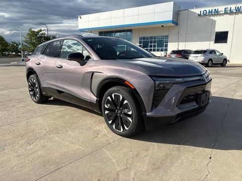 Used 2024 Chevrolet Blazer EV RS AWD/4WD image 3