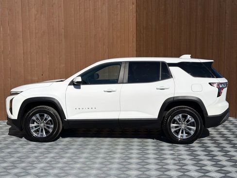 Used 2025 Chevrolet Equinox LT image 15