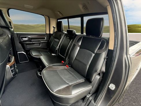 Used 2022 RAM 2500 Laramie image 15