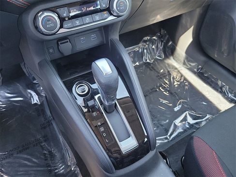 New 2025 Nissan Versa SR w/ Trunk Package image 10