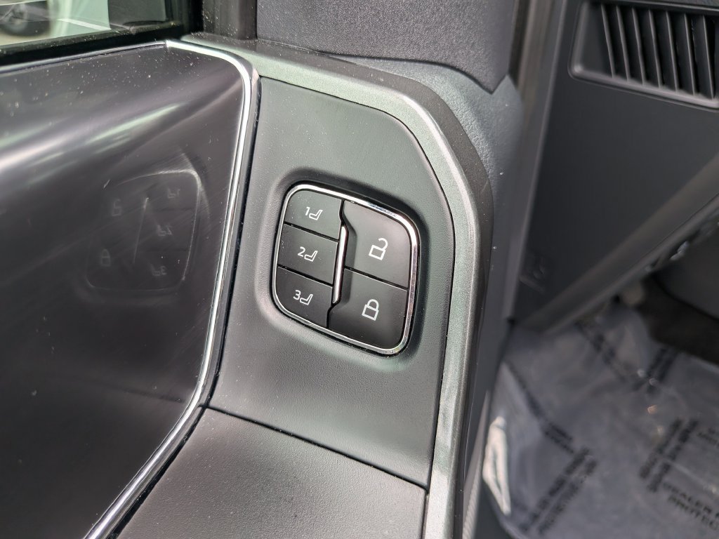 Used 2023 Ford F150 Lariat AWD/4WD image 22